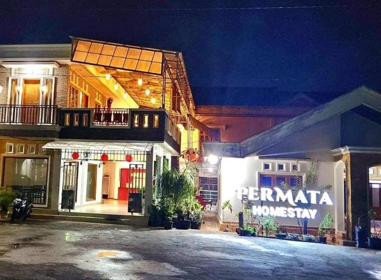 Permata Homestay Kotamobagu Mitra Reddoorz Bagian luar foto