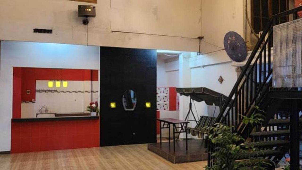 Permata Homestay Kotamobagu Mitra Reddoorz Bagian luar foto